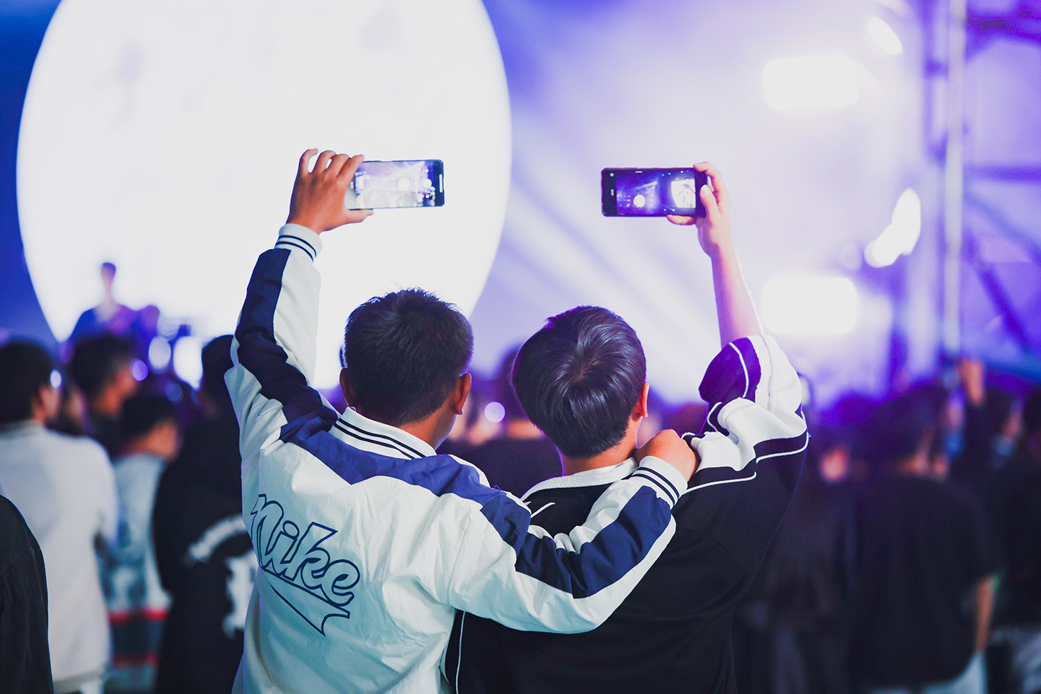 校园音乐节学生合影