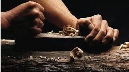 匠人• 匠心 中国高铁工匠的“独门绝技”——向榜样致敬!向榜样学习!