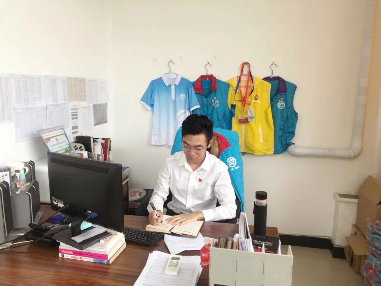 交院故事 | 不负青春敢为先，“校园名人”刘海波告诉你：从地铁司机转行为团建督导员是怎样一种体验