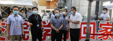 密织安全网丨市交通委商万友检查北交院返校准备情况